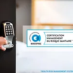 Active, Parking Securise Gratuit Szálloda Nîmes
