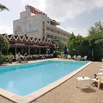 Szálloda Active, Parking Securise Gratuit Nîmes