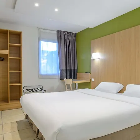 Hotel B&B Hotel Nimes Ville Active, Parking Securise Gratuit