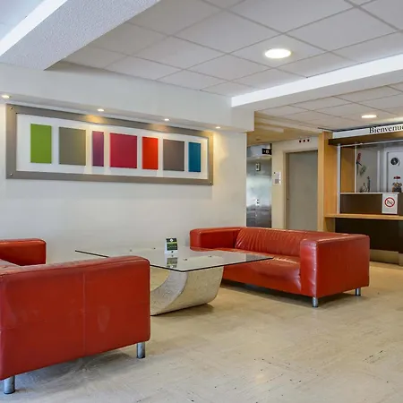 Отель B&B Hotel Nimes Ville Active, Parking Securise Gratuit 3*