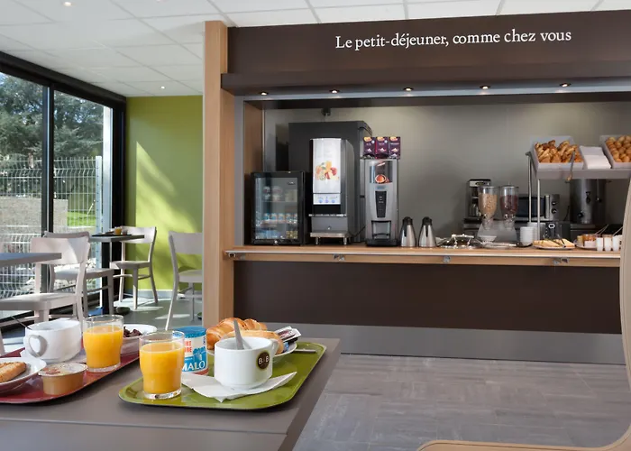 Active, Parking Sécurisé Gratuit Hotel