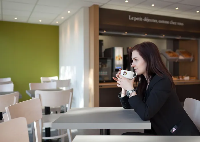 Active, Parking Securise Gratuit Szálloda 3*