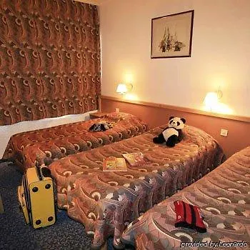 Hotel Active, Parking Sécurisé Gratuit Nîmes