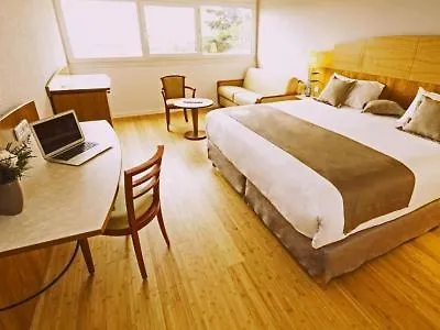 Active, Parking Securise Gratuit