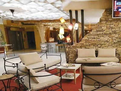 Active, Parking Sécurisé Gratuit Hotel